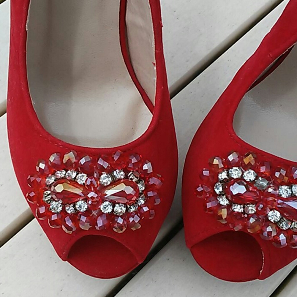 Red Shoes - Picture 9 of 13